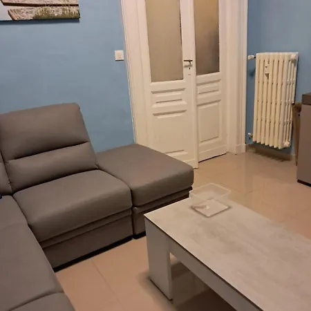 Fieramosca 2 Da Letto 2 Bagni Cucina E Salottino * Turijn