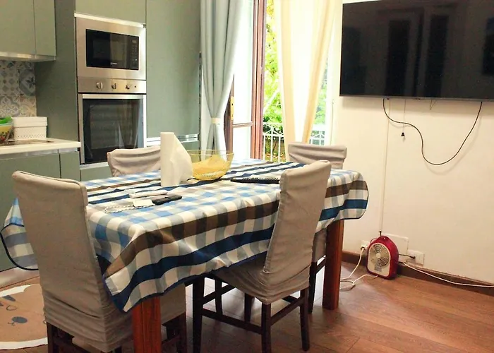 Fieramosca 2 Da Letto 2 Bagni Cucina E Salottino Appartamento Torino