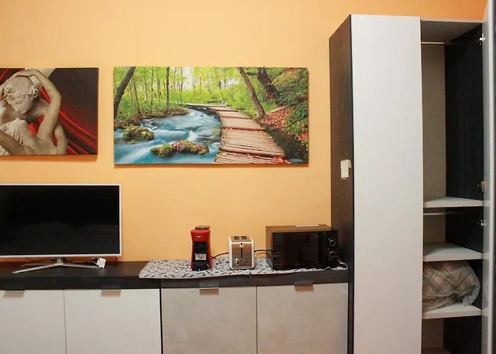 Appartamento Fieramosca 2 Da Letto 2 Bagni Cucina E Salottino