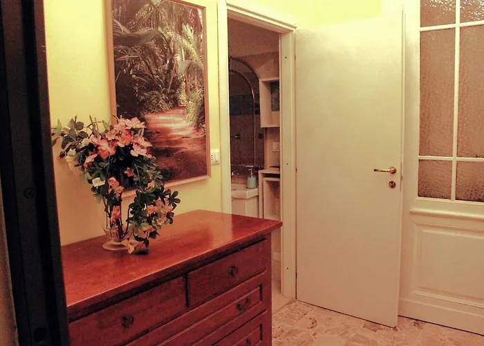 Fieramosca 2 Da Letto 2 Bagni Cucina E Salottino Appartement