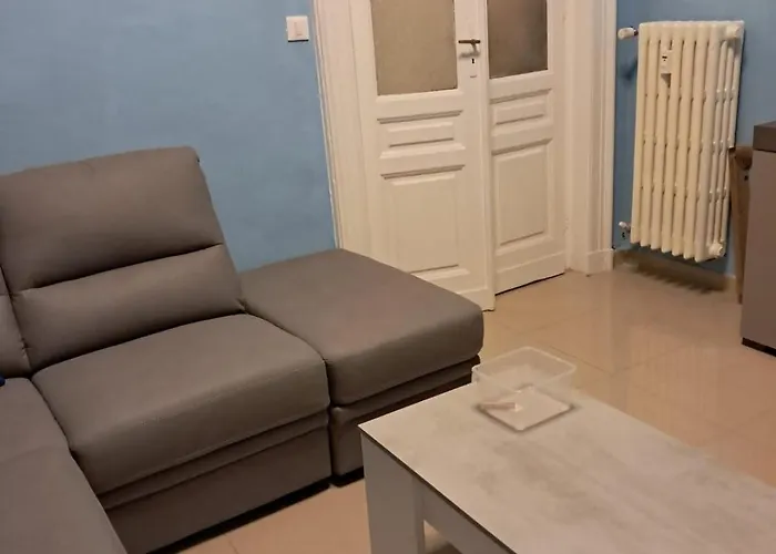 Fieramosca 2 Da Letto 2 Bagni Cucina E Salottino * Turijn